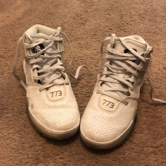 adidas d rose 773 iv lux adidas d rose 773 iv lux
